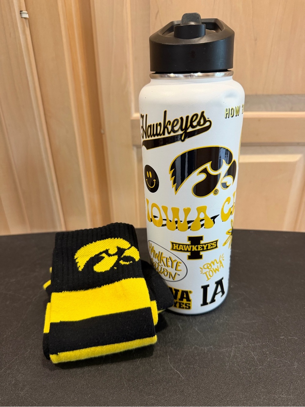 Iowa Hawkeyes White Water Bottle with bonus spirit socks